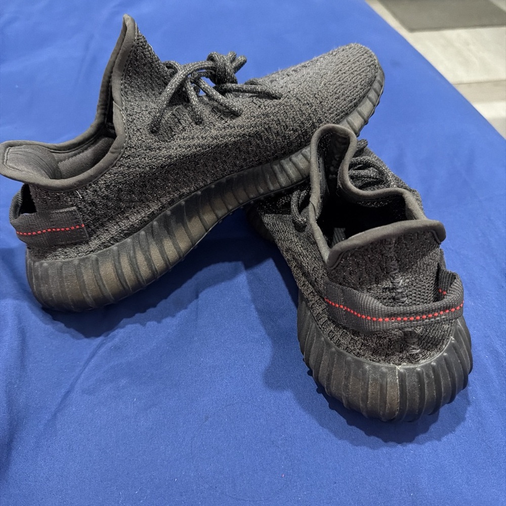 Like New Black Yeezy 350 shoes